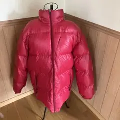 【美品】レッド ダウンジャケットのサムネイル