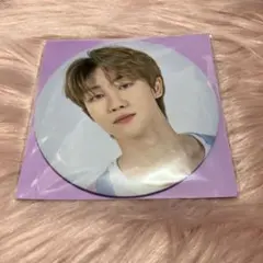 SEVENTEEN CARATLAND2023 缶バッジ THE8 ミンハオ - メルカリ