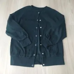 GU ブラック ボタン付きカーディガン