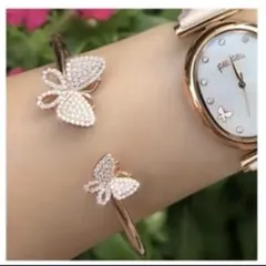 フォリフォリ バタフライ　シルバー　ビジュー バングル