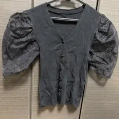 ダークグレー Vネック パフスリーブ ニット