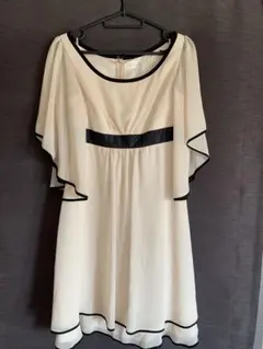 フォーマルドレス　ホワイト