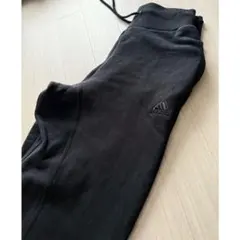 【4月限定価格】adidas ブラック ストレートレッグパンツ