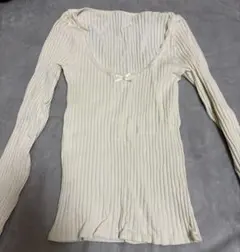 zara クリーム色　ニット　トップス