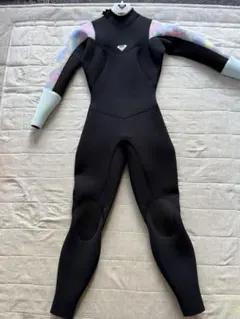 着用五回未満　日本製【ROXY】ウエットスーツ 2mm MLのサムネイル