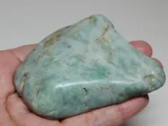 鮮緑 258g 翡翠 ヒスイ 原石 鑑賞石 自然石 誕生石 鉱物 水石 宝石