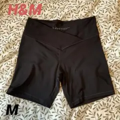 H&M エイチアンドエム スポーツサイクリングショーツ ブラック Mサイズのサムネイル