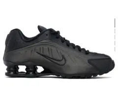 NIKE Black Shox R4