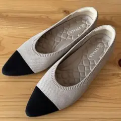 vivaia フラットシューズ