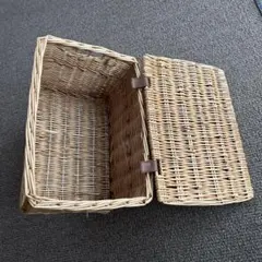 ラタン製収納バスケット 蓋付き