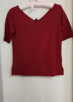 ROPE　新品　vネック 半袖 Tシャツ ボルドーのサムネイル