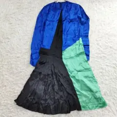 26800✨️ミュウミュウ ブロッキング フレアロングワンピース レーヨンのサムネイル