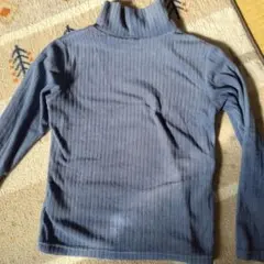 ユニクロ　ストレッチフリースリブハイネック