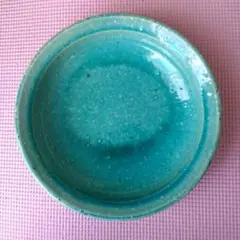 青緑色の丸型皿 箱付き