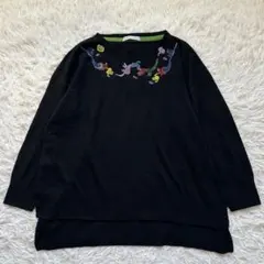 美品✨ツモリチサト　ビーズ使いニットセーター　カシミヤアンゴラ混　黒　ブラックのサムネイル