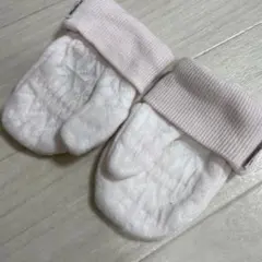 コムサイズム　ベビー用雪の結晶ミトン 淡いピンク