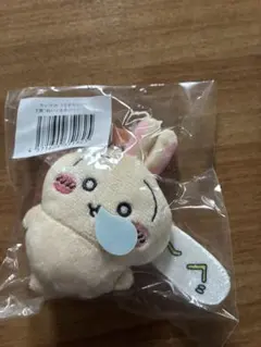 新品未開封 ちいかわ うさぎだらけくじ E賞 ぬいぐるみバッジ ぐー