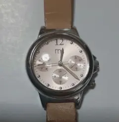 マリ・クレール　ピンクラウンド文字盤　腕時計