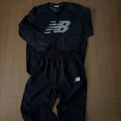 New Balance ピステ・ウィンドブレーカー 上下セット ブラック
