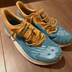 New Balance FuelCell ランニングシューズのサムネイル