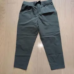 Columbia トレッキングパンツ　カーキ　サイズM