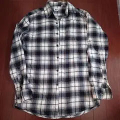 ユニクロ　チェック柄長袖シャツ Sサイズ