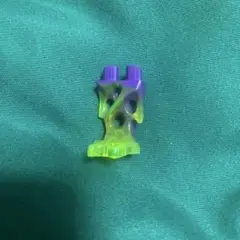 LEGO ミニフィグ　ゴースト足パーツ②