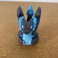 ポケモン　メガリザードン ソフビフィギュア 指人形