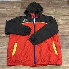 umbro ウィンドブレーカー サッカー 150 ロゴ擦れ無し