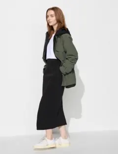 ウルトラストレッチナロースカート　ブラック　L