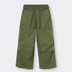 GU ジーユー スーパーワイドカーゴパンツ カーキ 男女兼用