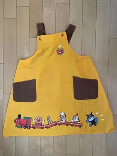 美品⭐︎アンパンマン エプロンのサムネイル