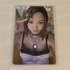 ルセラフィム GR8 ポップアップ チェウォン フーディ トレカ