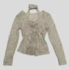 チョーカー付き トップス