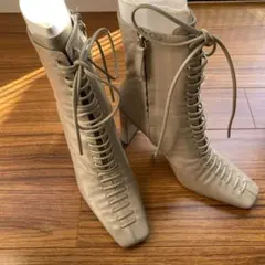 ZARA レースアップ　ブーツ