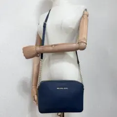 C665 美品 マイケルコース カメラバッグ 斜め掛け 濃紺 チェーン 金具