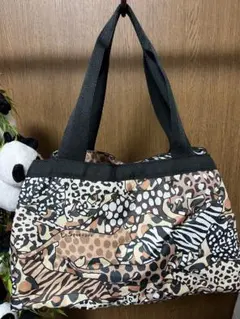 【LeSportsac】モリーアニマル柄 /総柄トートバッグ週末値下！！のサムネイル