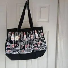 新品MARY QUANT トートバッグ コスメ柄 デイジーチャーム付のサムネイル