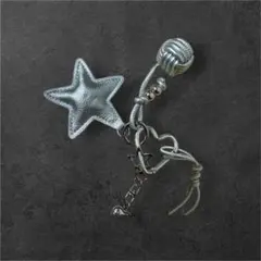 じゃらじゃらキーホルダー　バックチャーム　シルバー　レザー調　かわいい