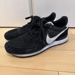 Nike インターナショナリスト