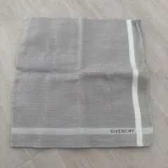 GIVENCHY ハンカチのサムネイル