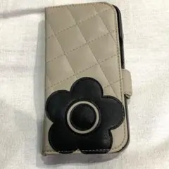 MARY QUANT　手帳型ケース　グレージュ　iPhone15 14 13