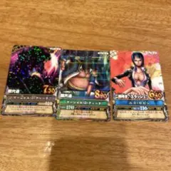 ワンピースベリーマッチ　マーシャルDティーチ　ニコロビン　３枚セット