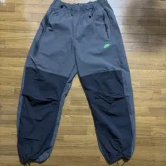 NIKE ナイキ　テック ナイロンパンツ　ブラック