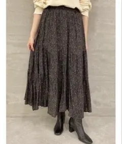 美品✨️BEARDSLEYビアズリー プリーツティアードスカート グレー