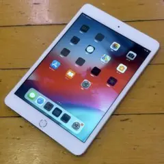 美品 iPad mini 3 シルバー 16GB Wi-Fi+cellular