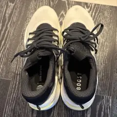 adidas BOOST スニーカー ホワイト ブラックのサムネイル