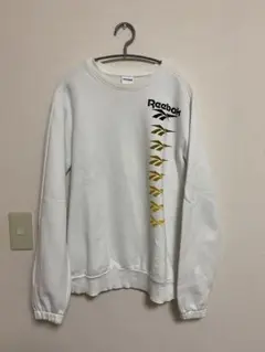 リーボック　トレーナー　白色　Sサイズ