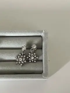 Item thumbnail for item f98973fa-3cea-4001-a43f-7725572fd7df