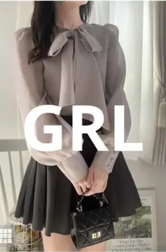 GRL グレイル　前後2Way異素材リボントップス